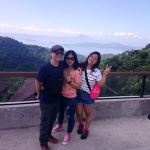 Meet your Posher, Rowena